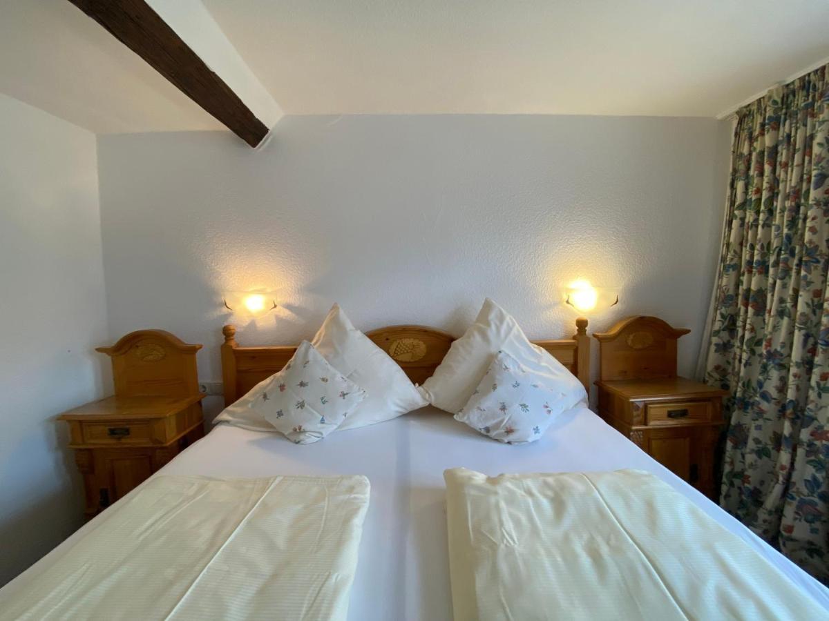 Hotel Hieronimi โคเคห์ม ภายนอก รูปภาพ