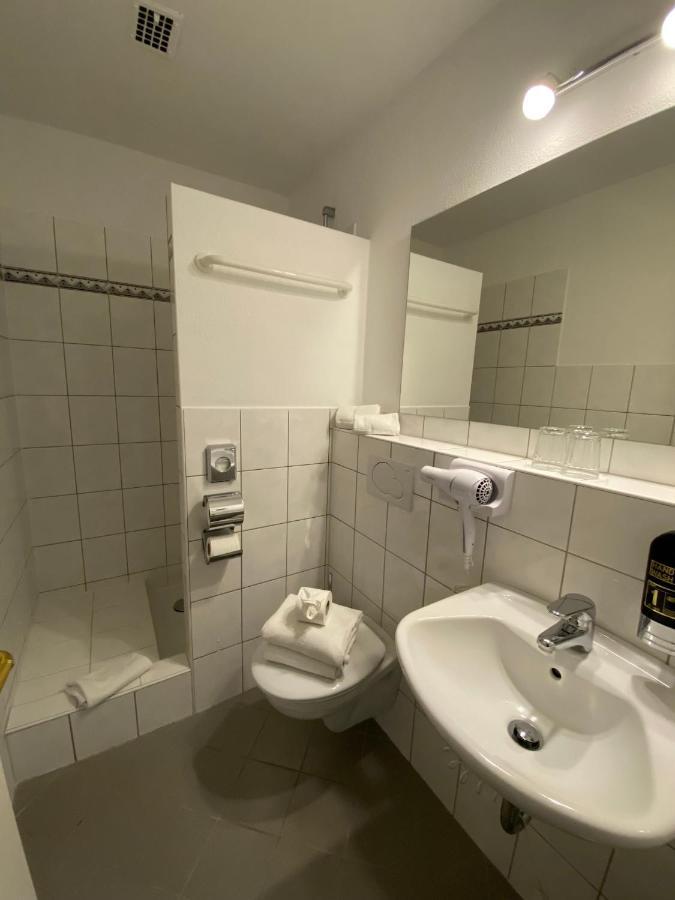 Hotel Hieronimi โคเคห์ม ภายนอก รูปภาพ