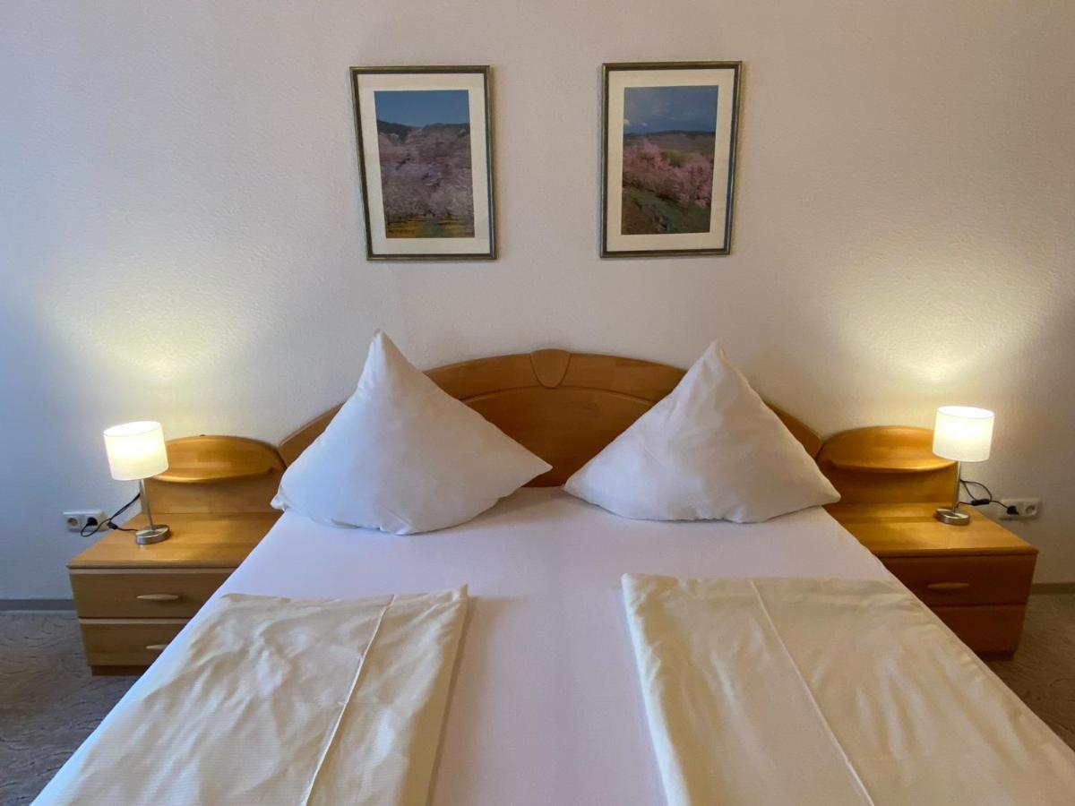 Hotel Hieronimi โคเคห์ม ภายนอก รูปภาพ
