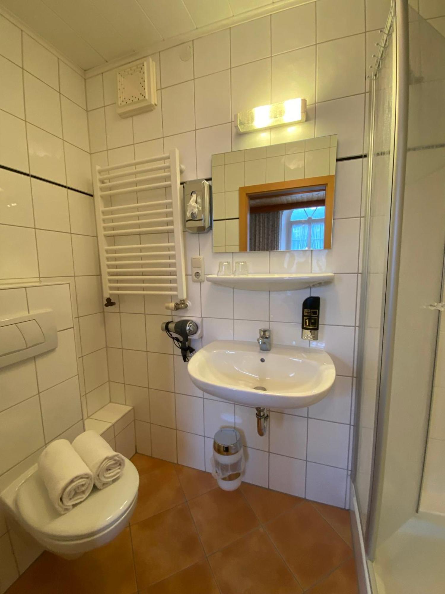 Hotel Hieronimi โคเคห์ม ภายนอก รูปภาพ