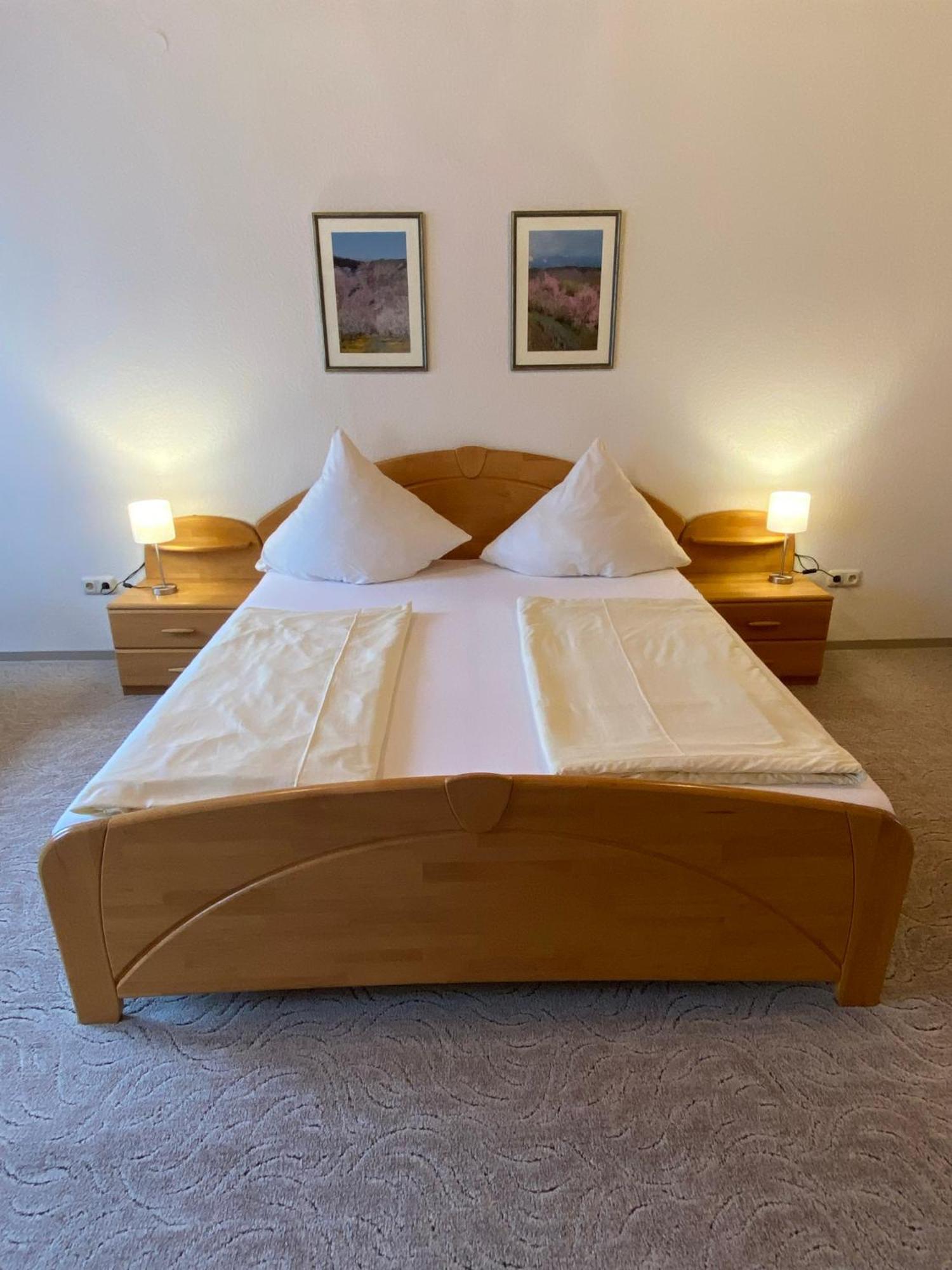 Hotel Hieronimi โคเคห์ม ภายนอก รูปภาพ
